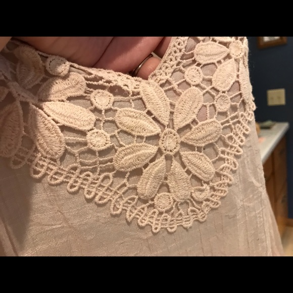 Like New Spense Boho Style Top. Champagne/Linen in Color. - Picture 5 of 10